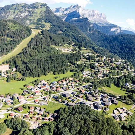 Les Carroz D'arâches, 3 Pièces, 6 Personnes - Fr-1-572-142 * Arâches